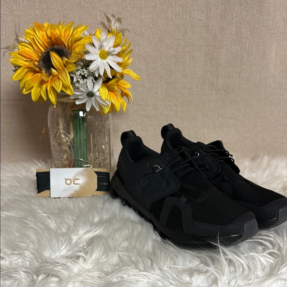 On Clouds Youth Cloud Sky Black Sneakers